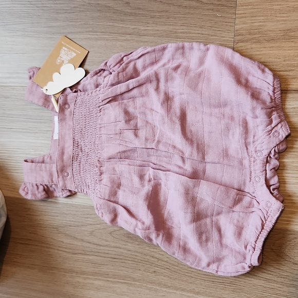 Muslin Smocked Overall Shortie, Lavender - Picture 3 of 3